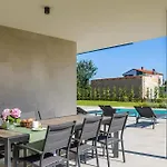 Willa Celi Private Heated Pool & Jacuzzi 4br Near & Brijuni *