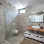 Willa Celi Private Heated Pool & Jacuzzi 4br Near & Brijuni *